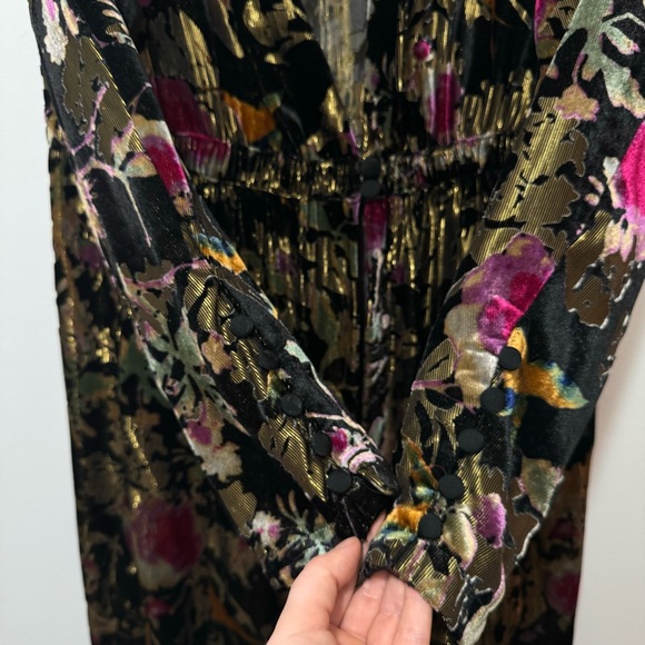 Metallic Floral Velvet Kimono - Picture 2 of 6
